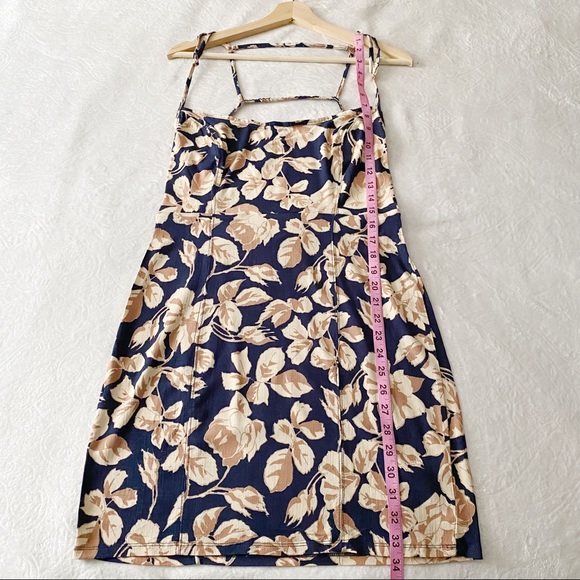NWT Free People Floral Print Cut Out Back Bodycon Mini Dress - Picture 4 of 13